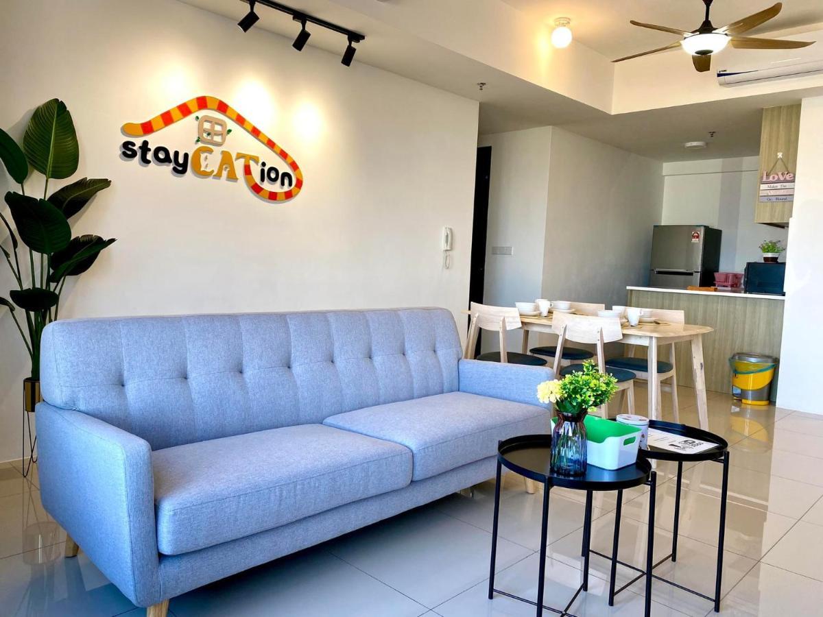 Tropicana 218 Macalister Sea & City View By Staycation Homestay George Town Eksteriør bilde